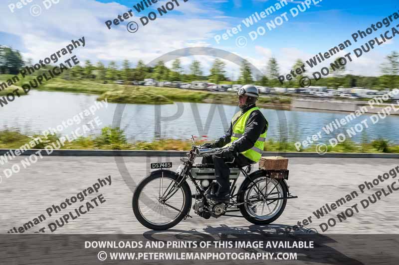 Vintage motorcycle club;eventdigitalimages;no limits trackdays;peter wileman photography;vintage motocycles;vmcc banbury run photographs